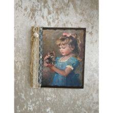 Άλμπουμ με κοριτσάκι με ξύλινο εξώφυλλο και φύλλα από ριζόχαρτο